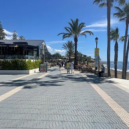 アパート Le Petit Palais ベナアビス